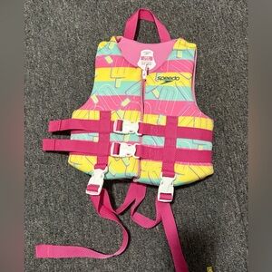 Speedo Kids Vibrant Pink and Yellow Life Jacket